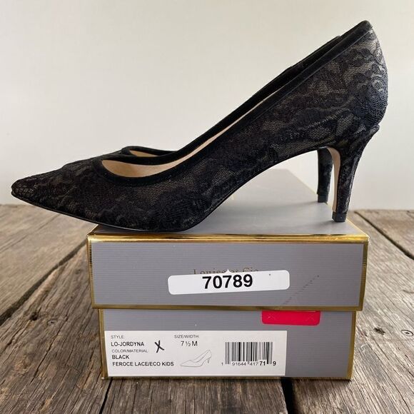 NIB Louise et Cie Black Lace Leather Heels Size 7.5 - Picture 1 of 9